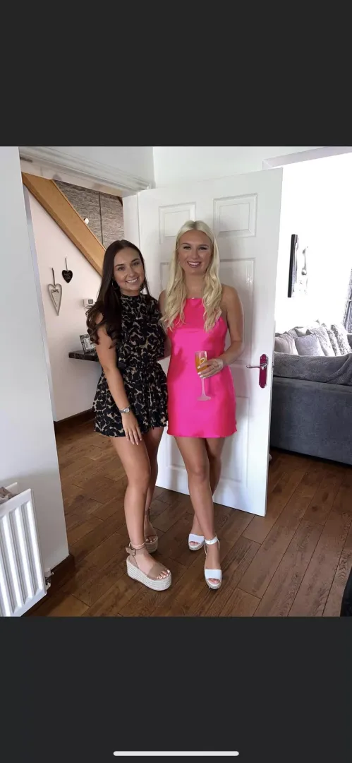 Blonde or Brunette?