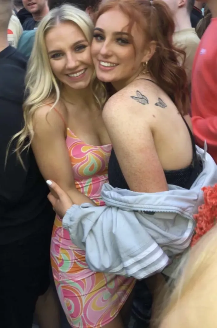 Blonde or red