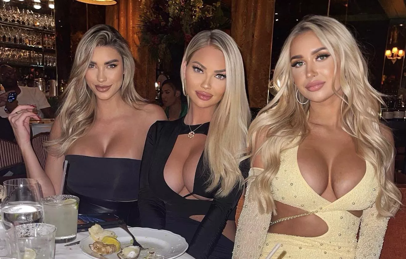 Blondes night out