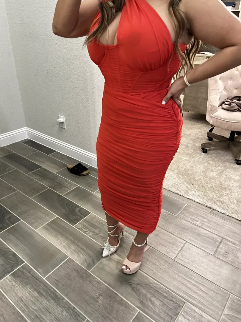 Blow this photo up and hang it on your bedroom ceiling so when your little gf is riding you, you can look at this milf body and shoot a load for me.