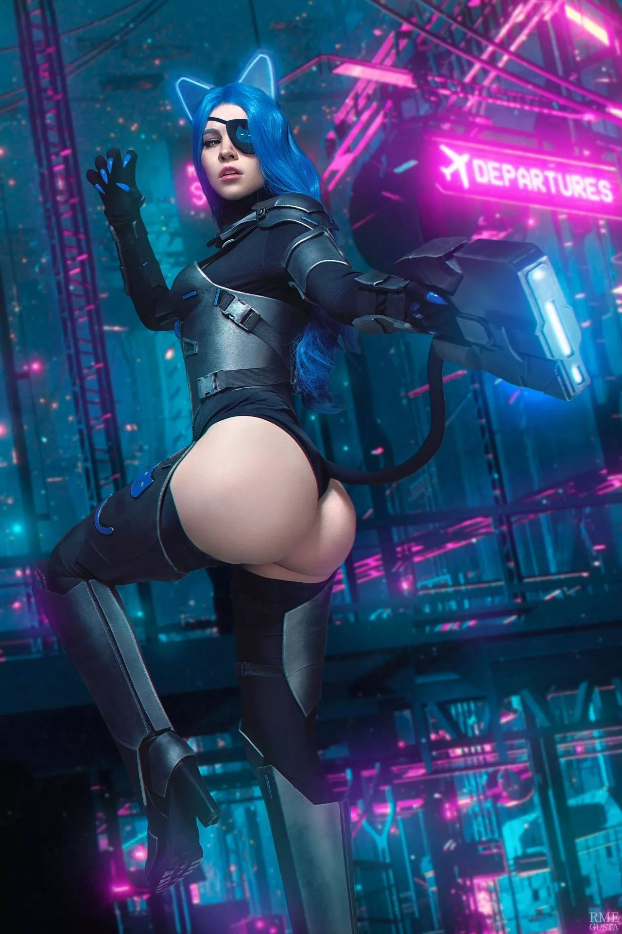 Blue Cat cosplay by LisyanFox