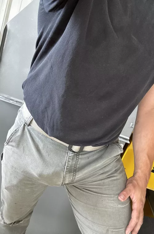 Blue collar bulge