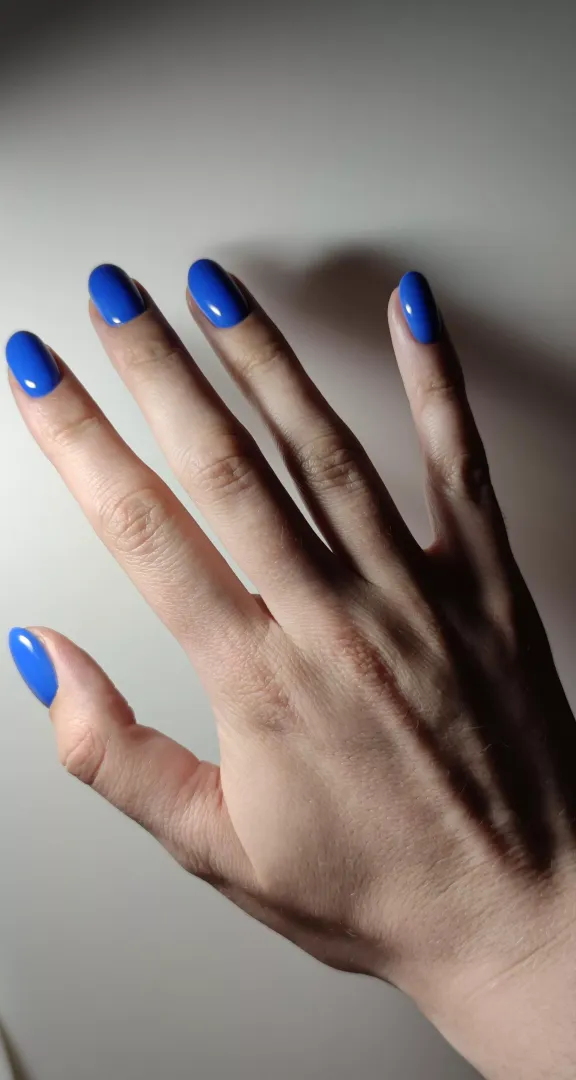 Blue this time! what do you think? 💙💦
