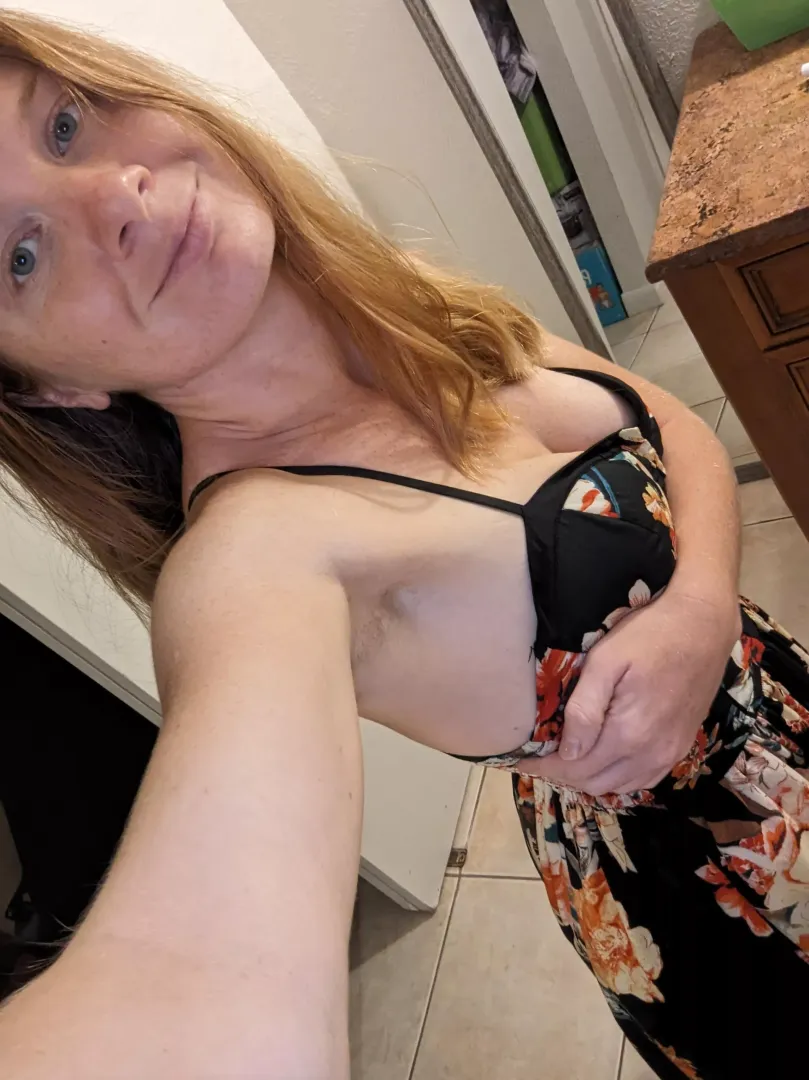 Bold and beautiful: a redhead's self-love journey❤️ [F27]