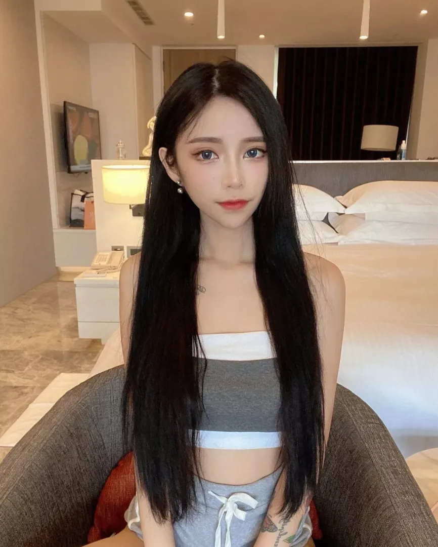 Boob tube
