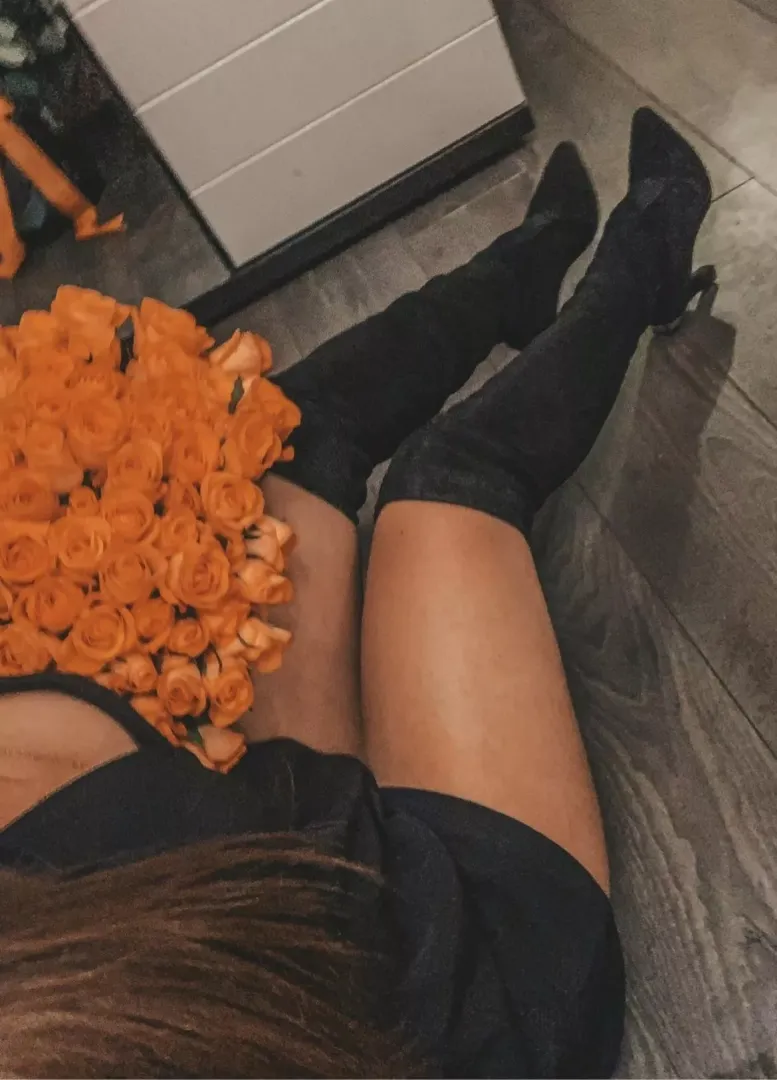 Boots with flowers