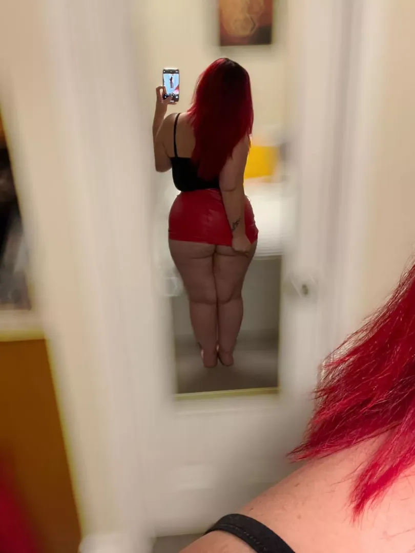 Booty So Big, Skirts Ride Up♥️💦