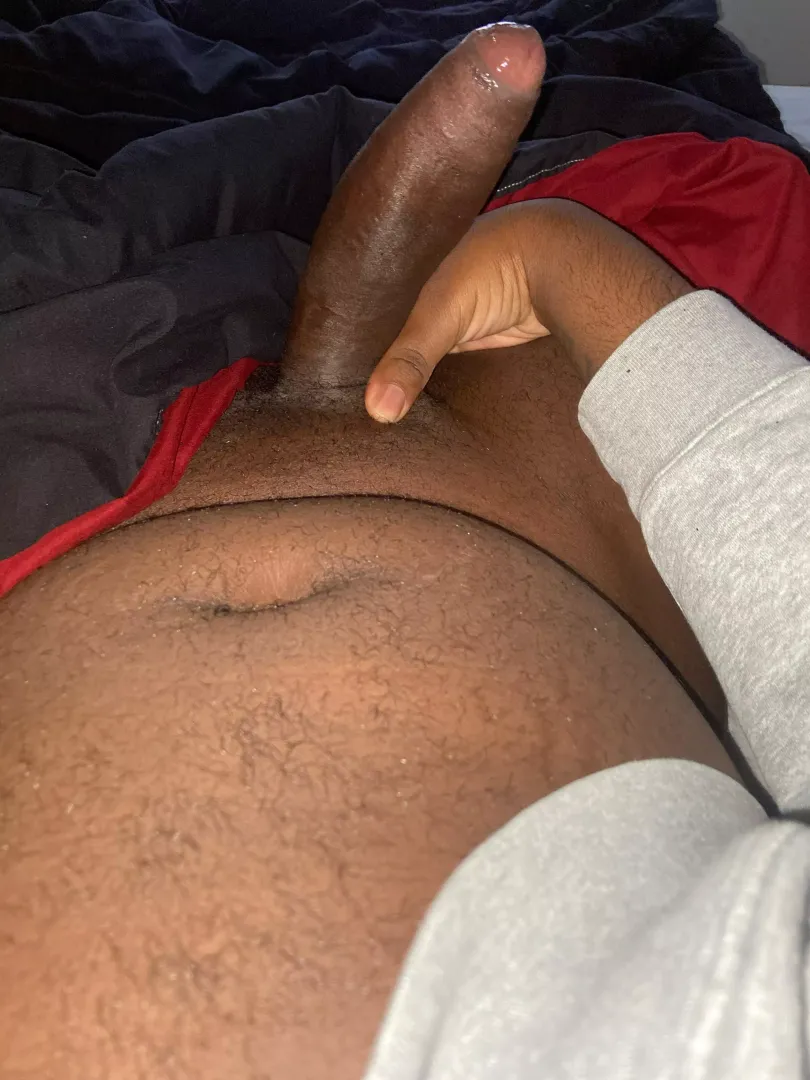 Bottoms hmu