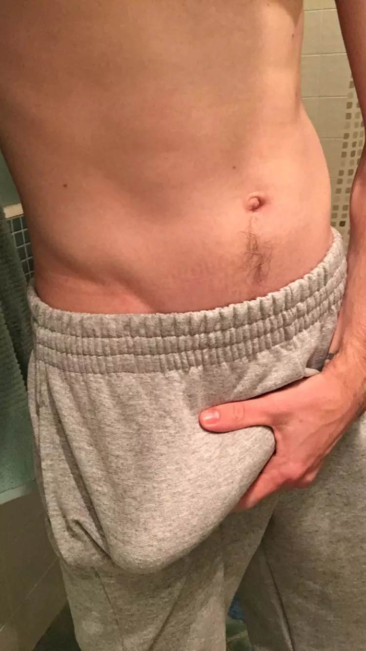 Bought gray sweatpants just for this