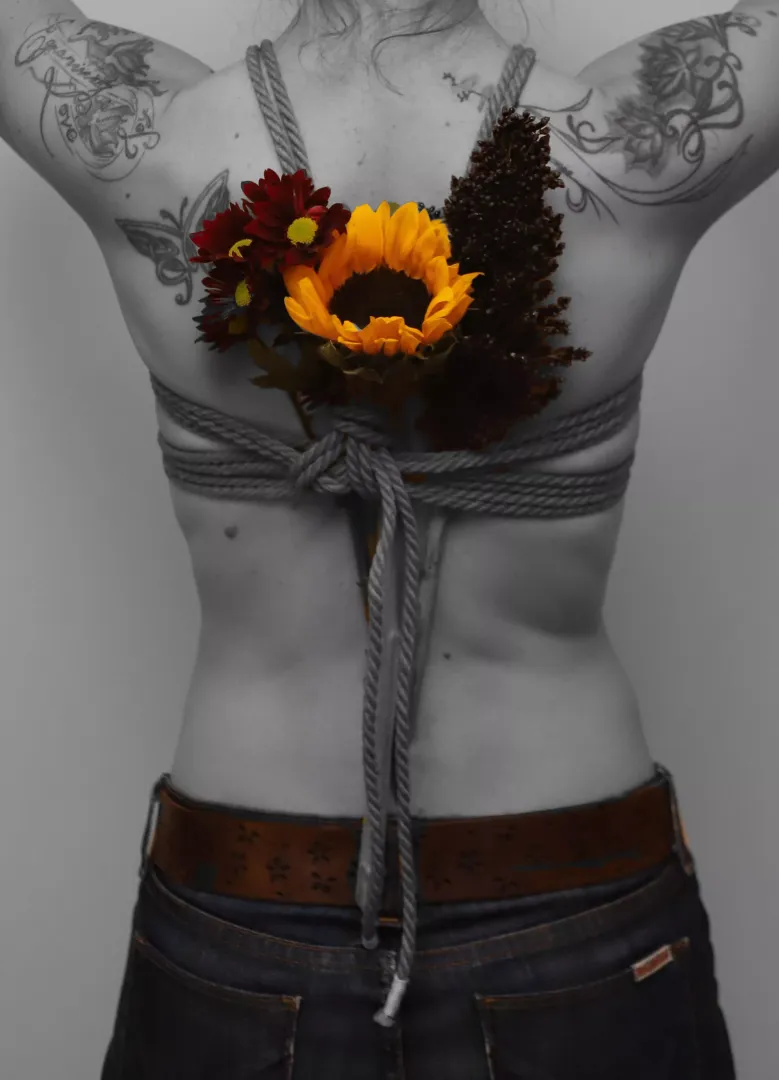 Bouquet and Ropes.