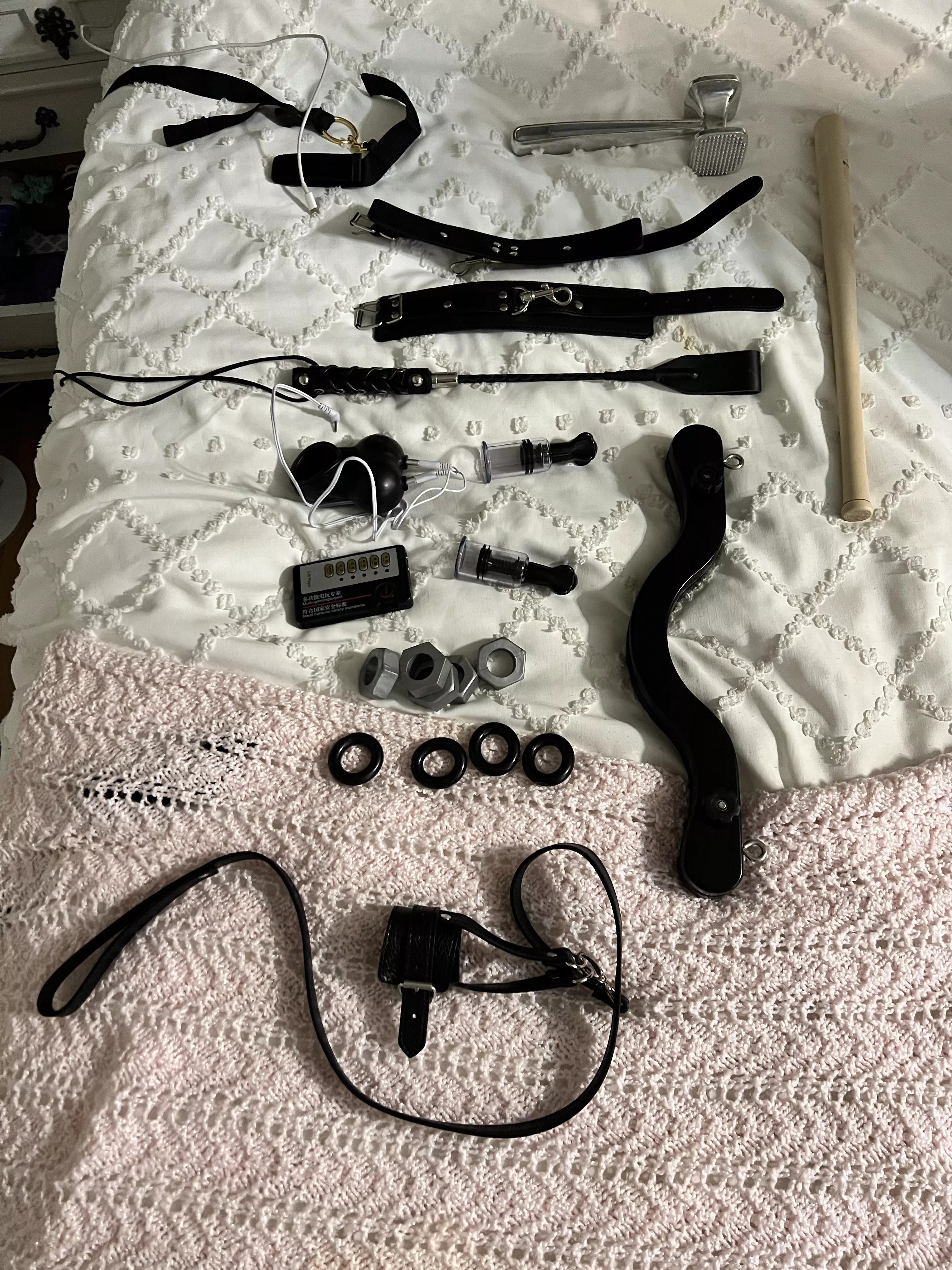 Boy do we have some toys tonight 😈😈😈