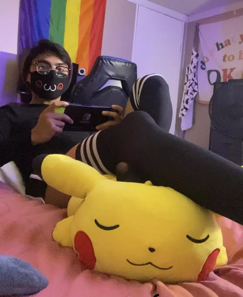 Boy with a Switch, what games do he be playing?