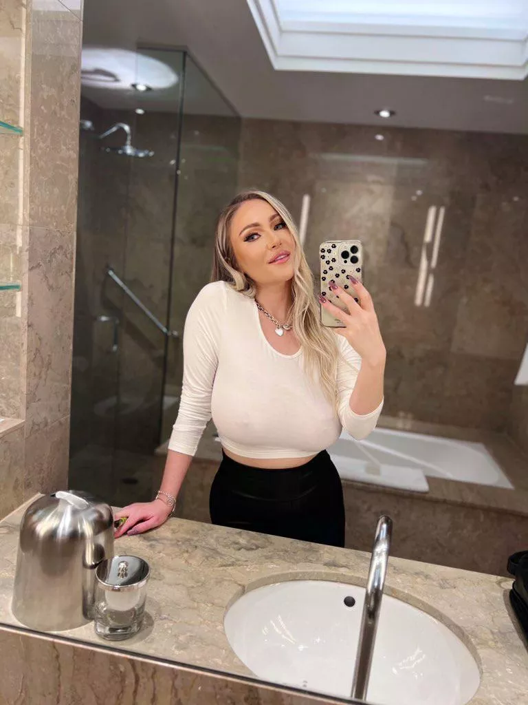 Bra or no bra?