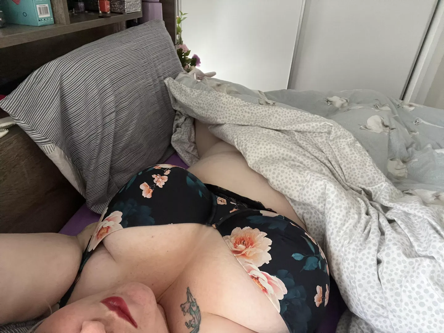Bra or no bra? 🫦