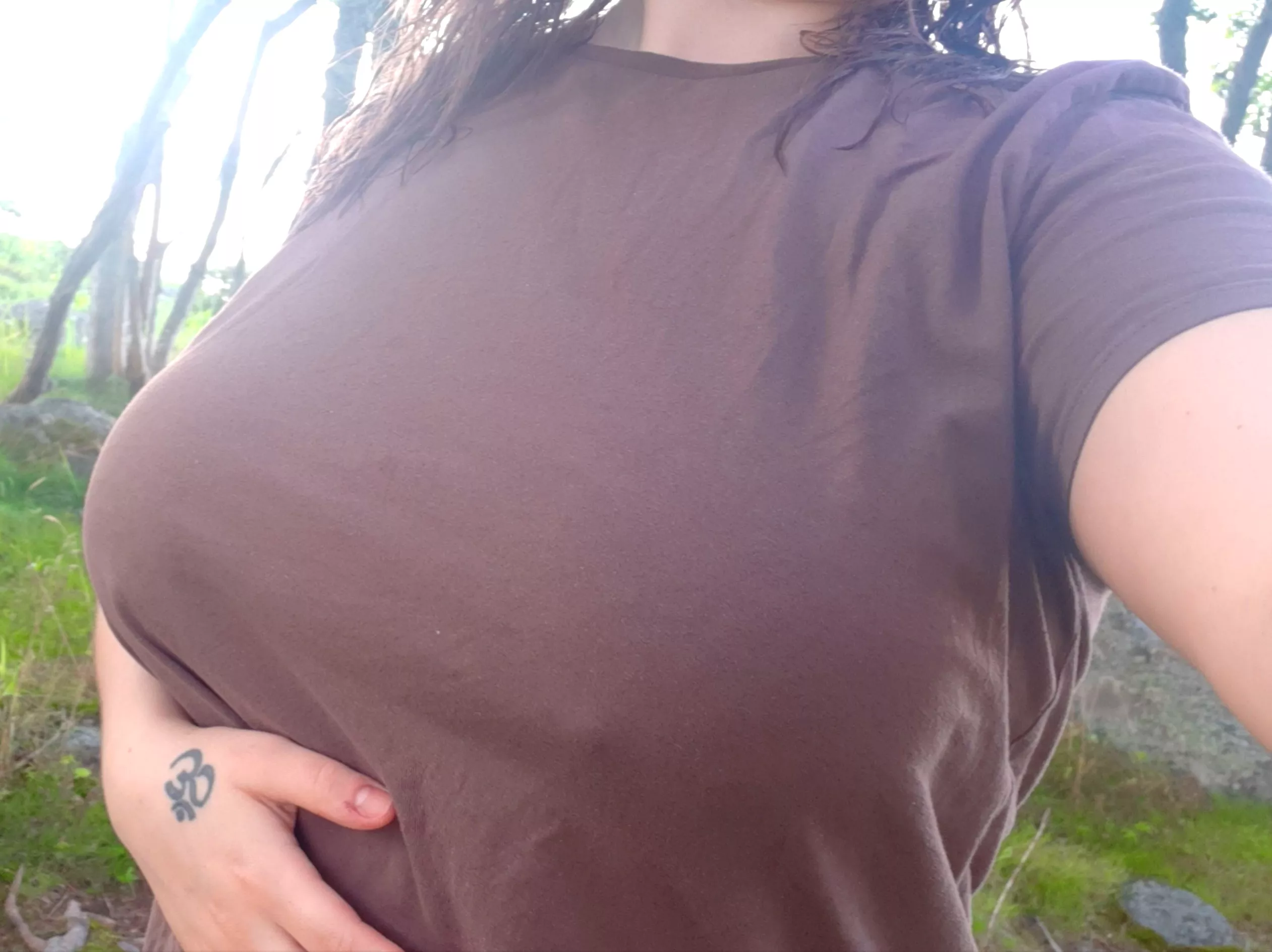 Braless in nature 🍃