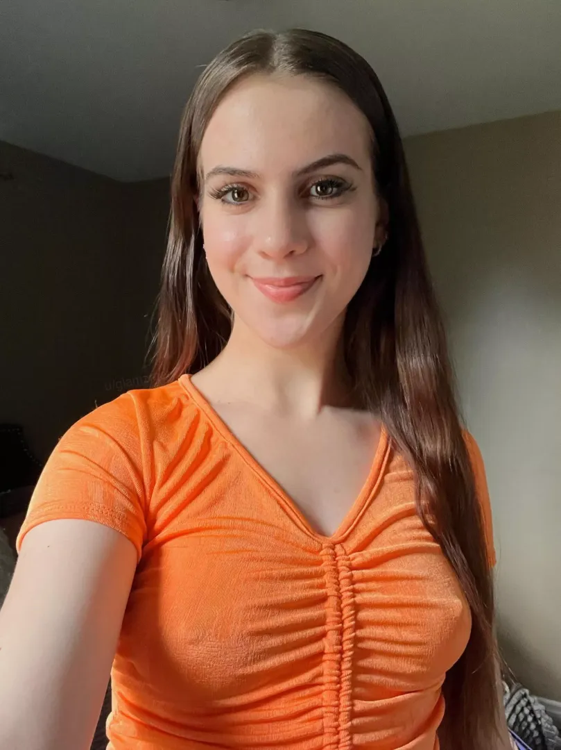Braless selfie ;)