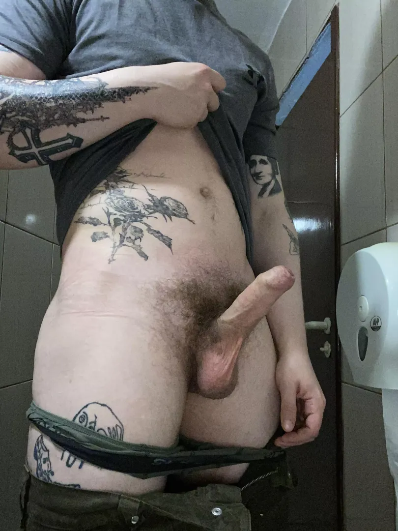 Bros who give sloppy blowjobs to the front please