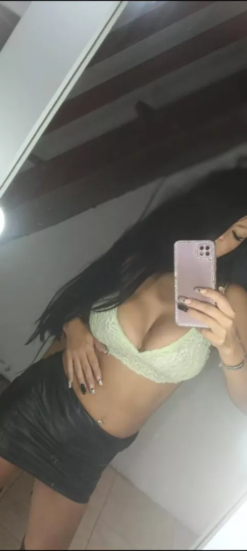 Brunette here 