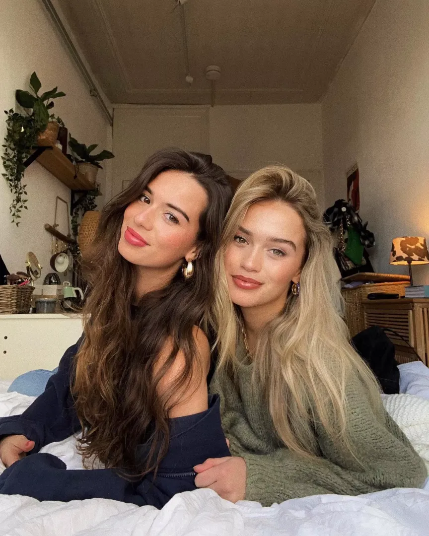 Brunette or blonde?