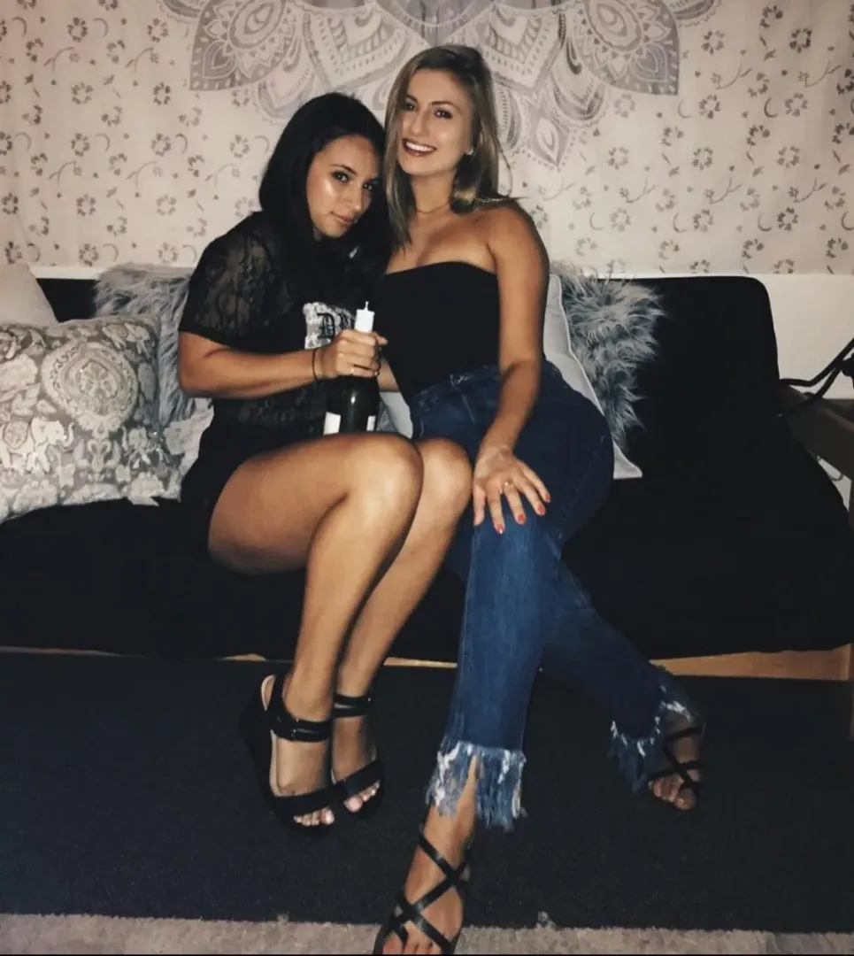 Brunette or blonde?