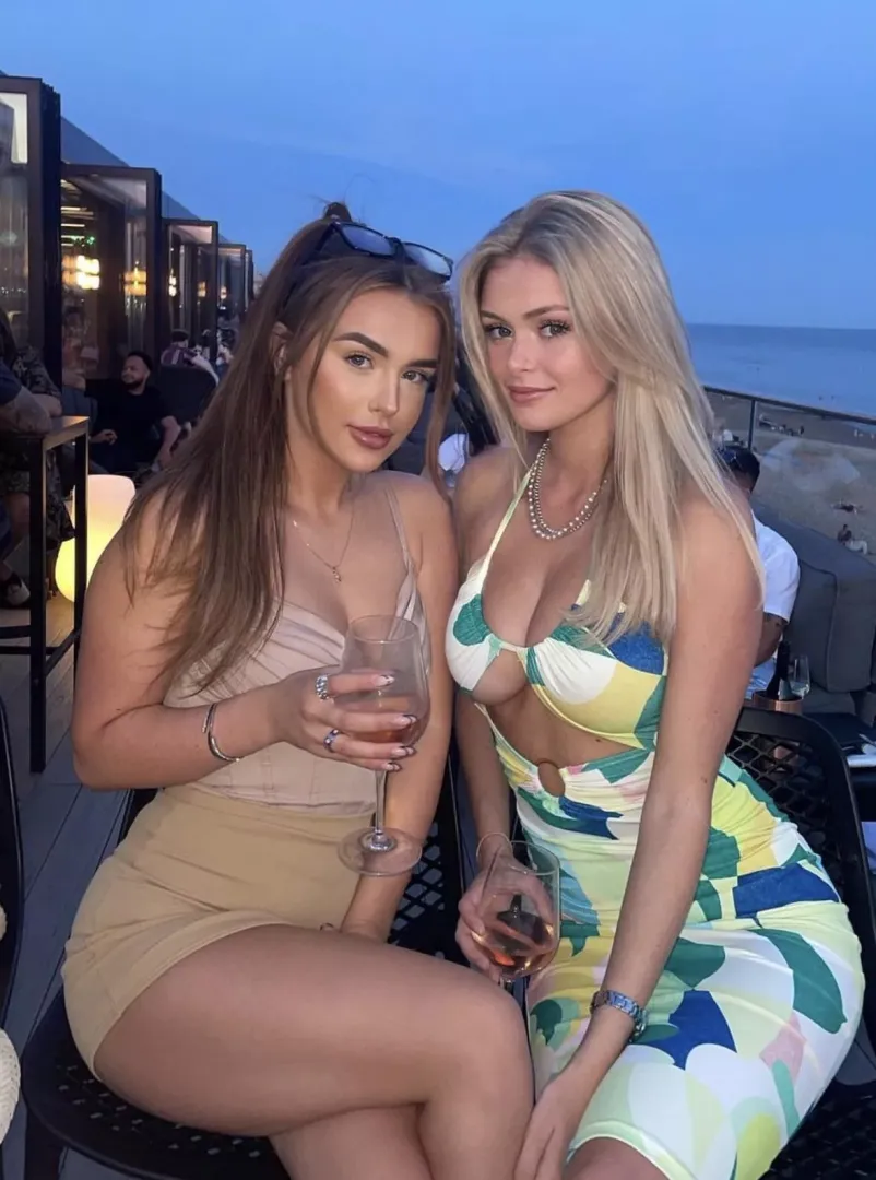 Brunette or blonde?