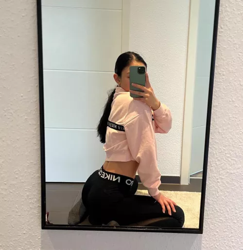 Bubble.. something ..🍑 we miss our cardio, hurry!