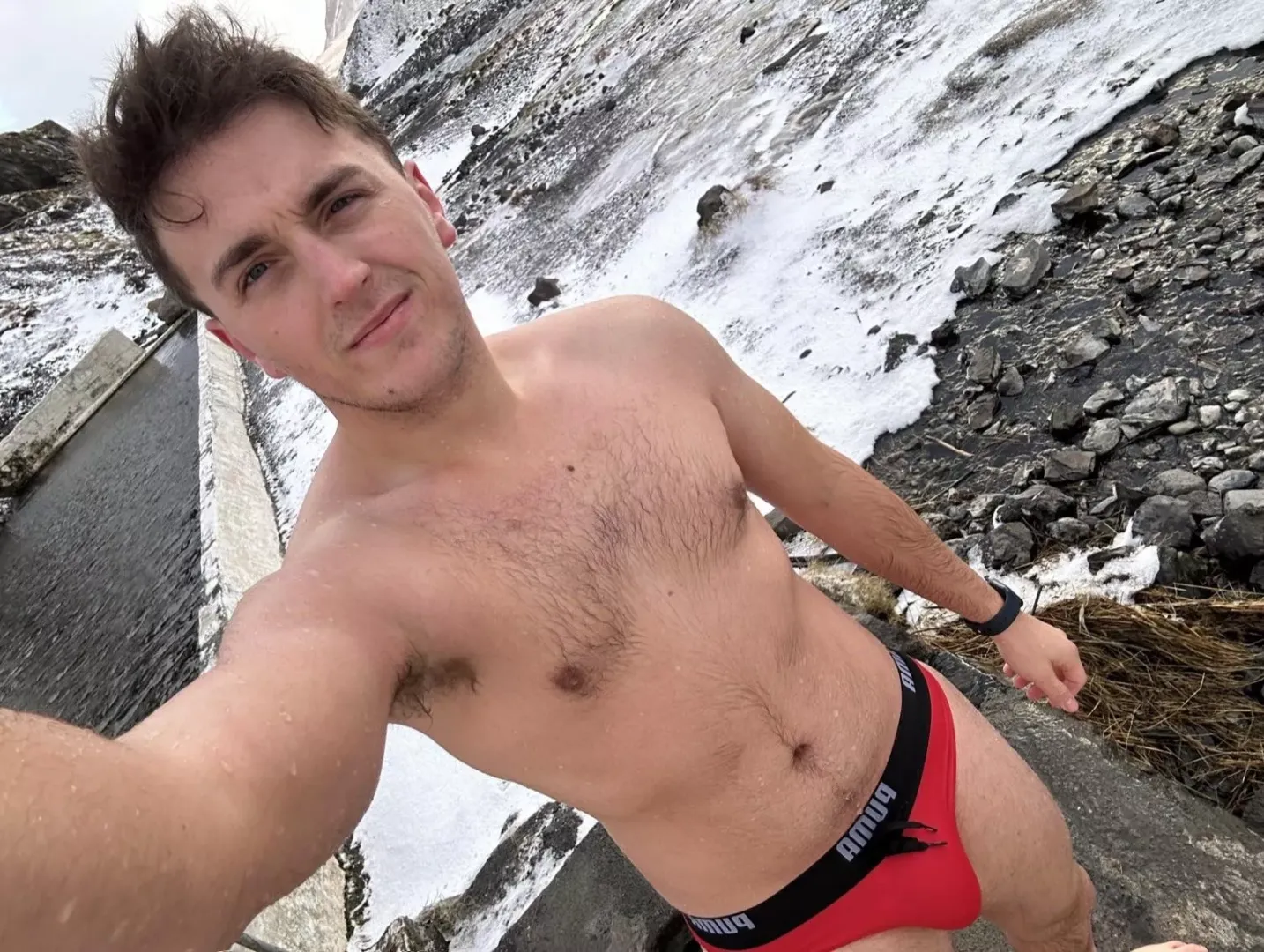 Bulging in my speedos at Icelands public pools in winter