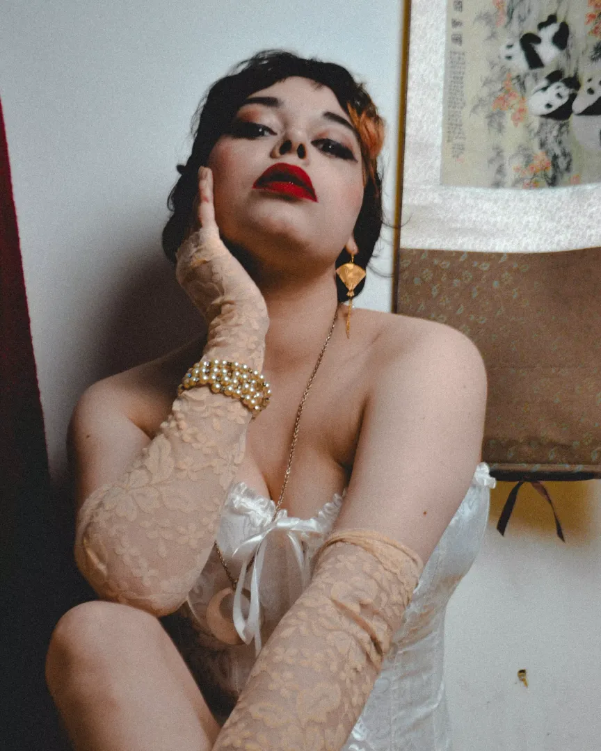 Burlesque style