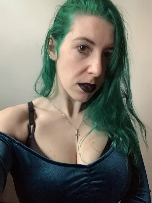 Busty goth