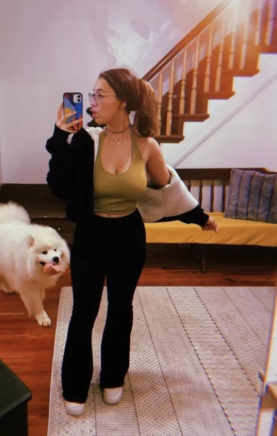 Busty in green