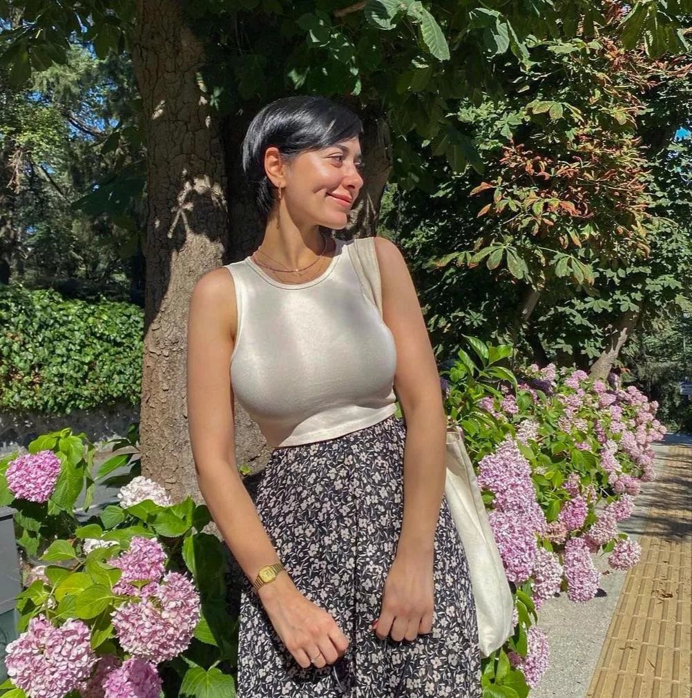 Busty Turkish babe
