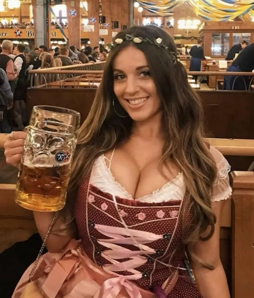 Buxom beer freuline