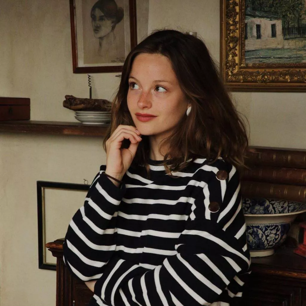 Camille Yolaine.