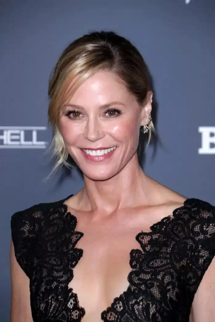 Can a bud please drain me for Julie Bowen or Kate Beckinsale?