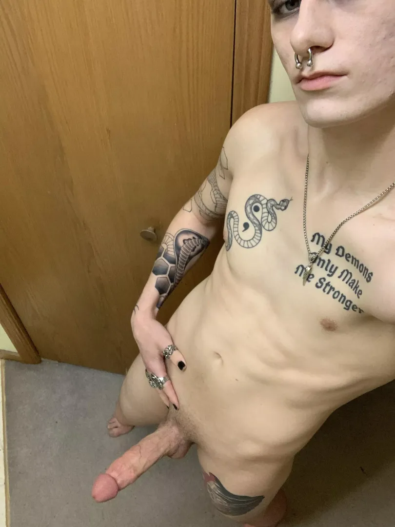 Can a goth guy give you some dick?