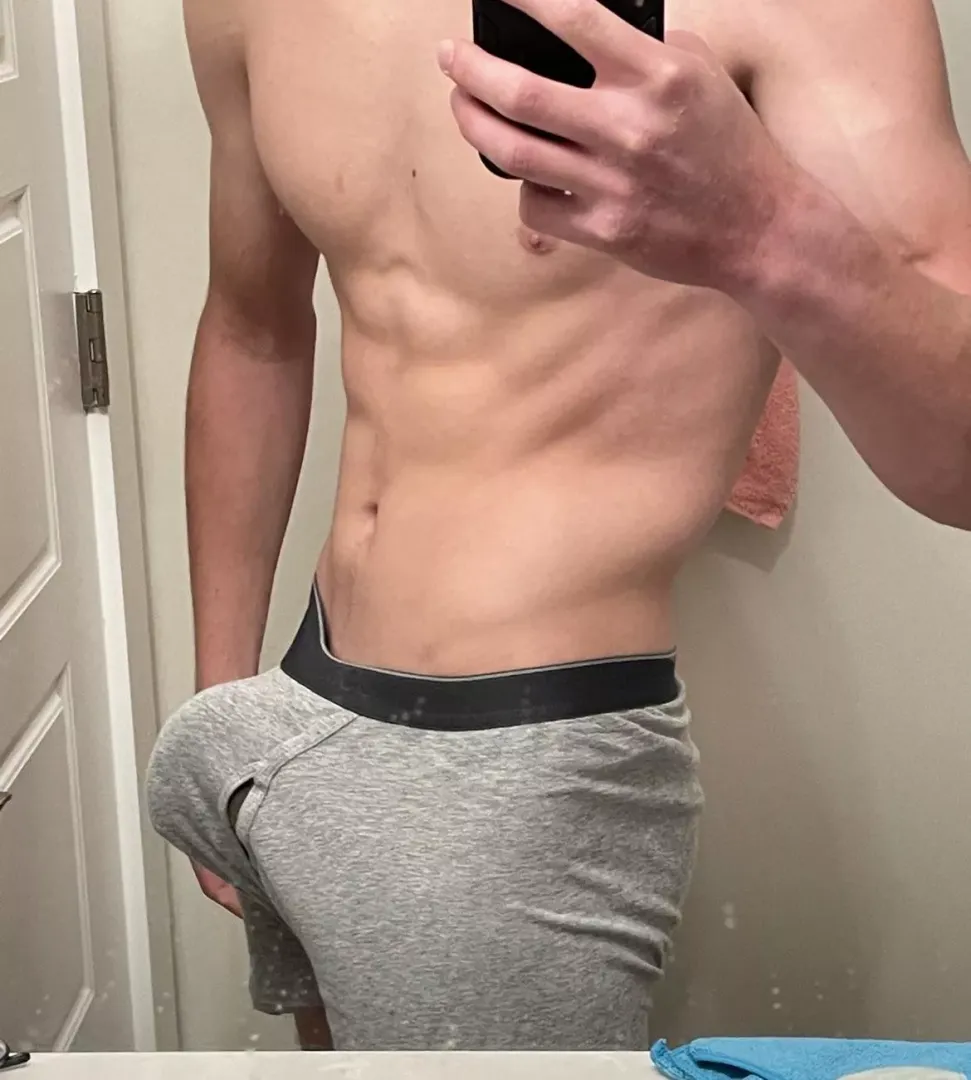 Can anyone make me cum?