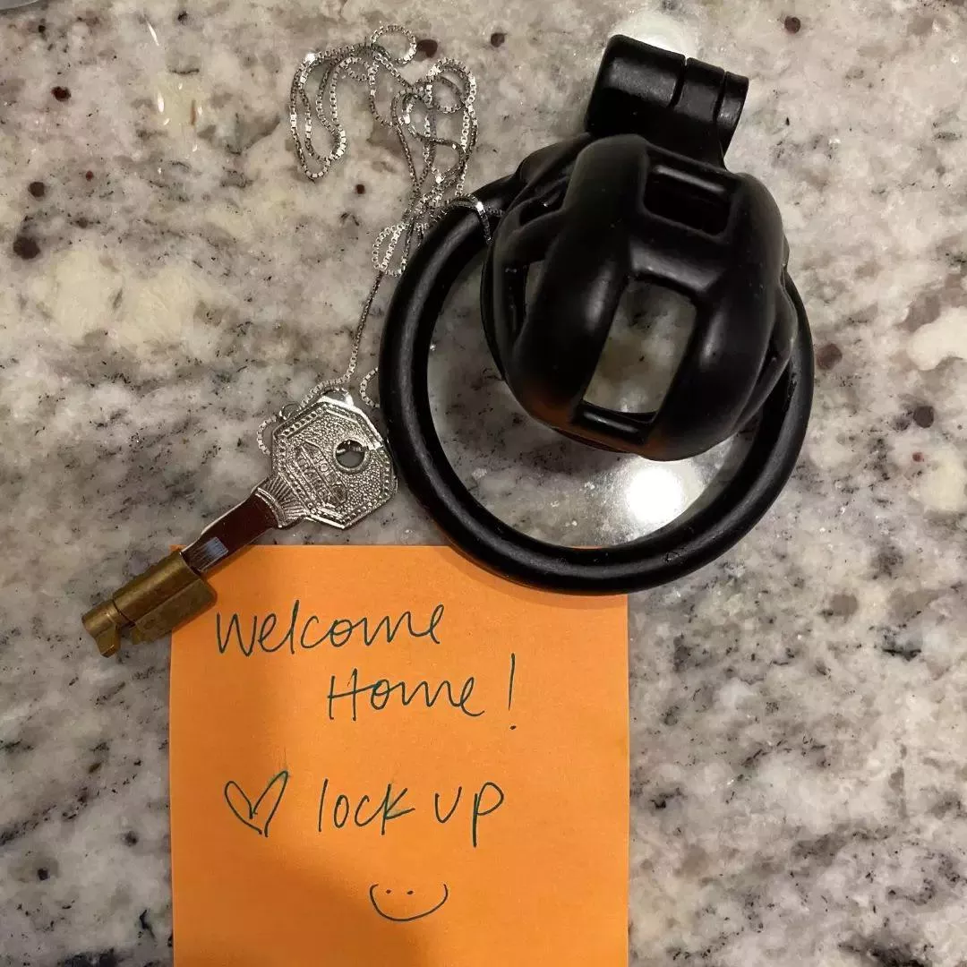 Can I be your keyholder 🔐🌺