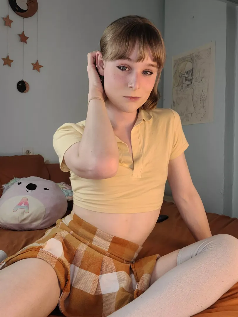 Can I be your trans girl gf?