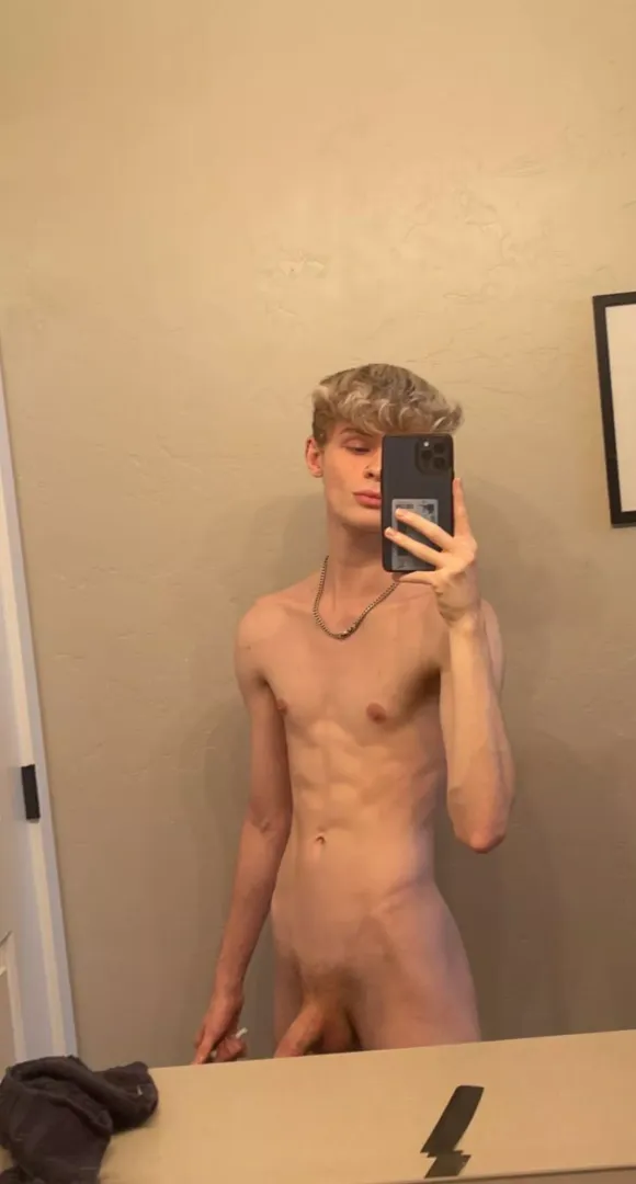 Can I be your twink? 😉