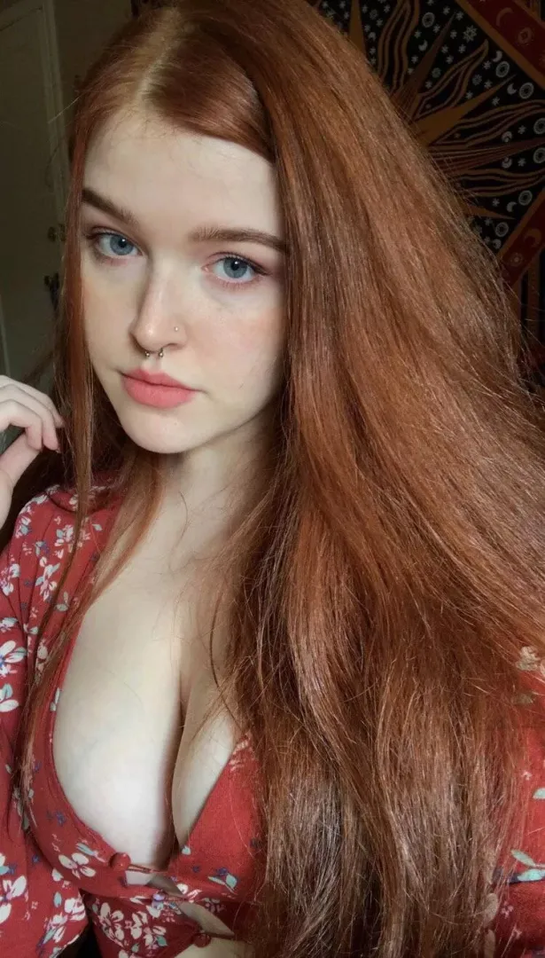 Can I haunt your house? 🤍
