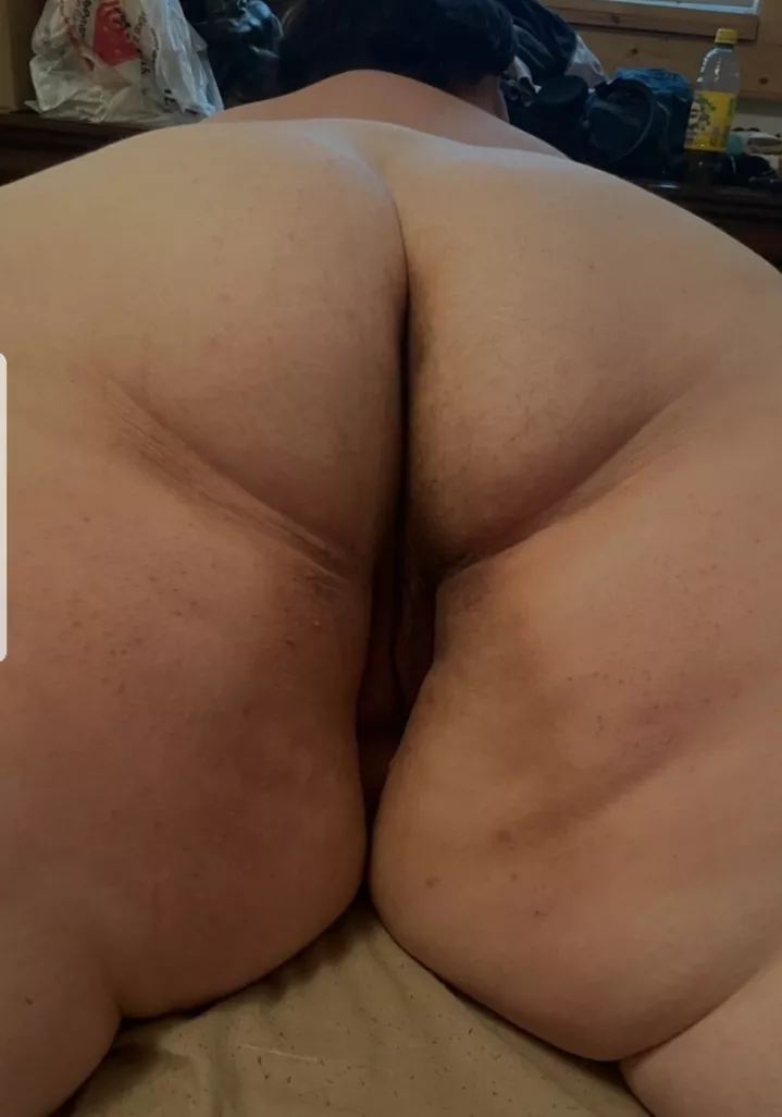 can I ride you while you are gaming?