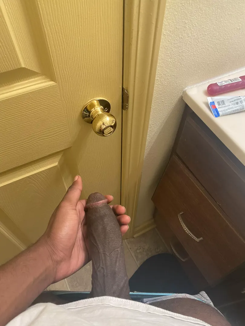 can i stretch your throat dm me