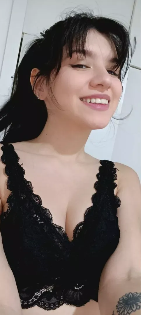 Can Latina girls get some love here? 18F