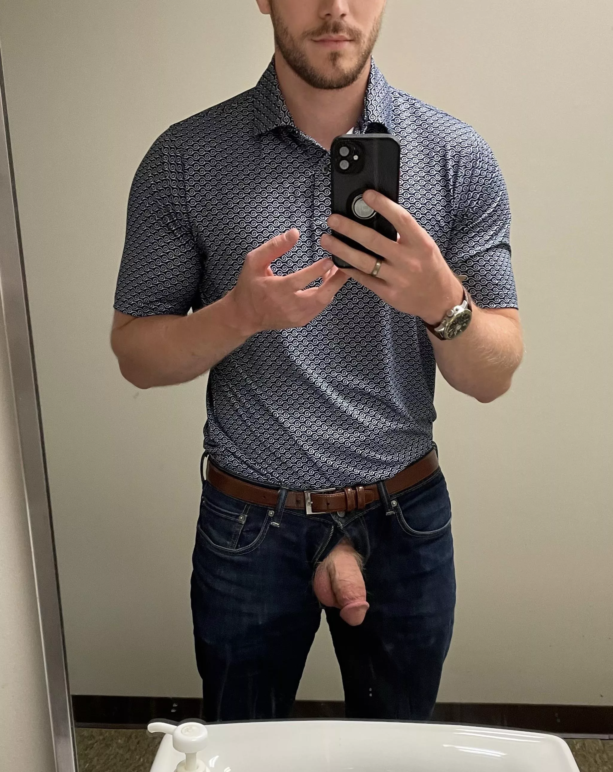 Can married men post here?