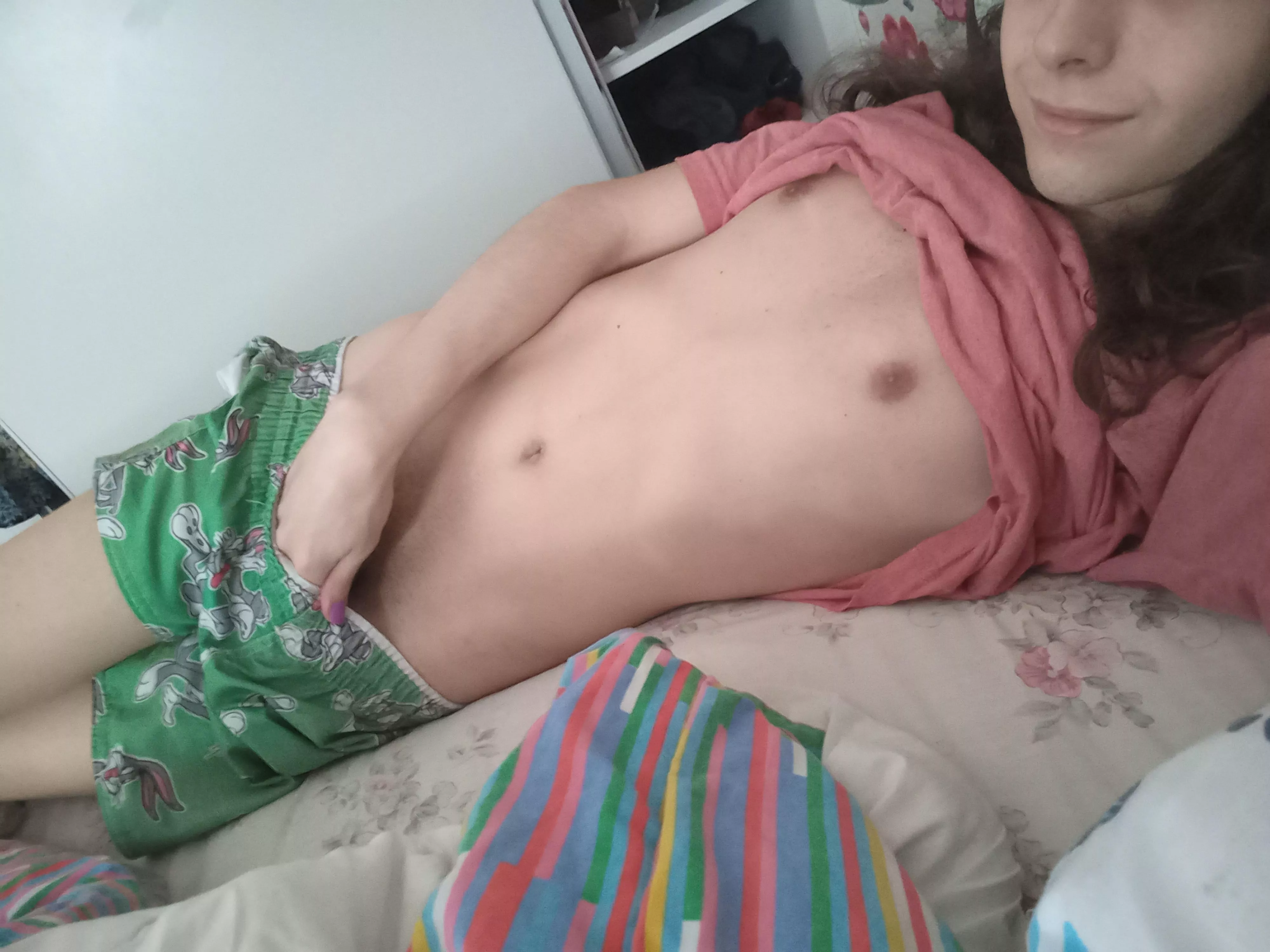 Can my tiny tits get some kisses? Pretty please? 🥺