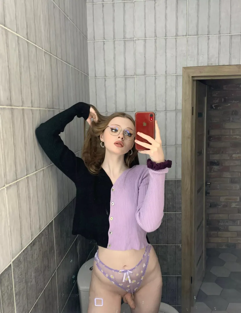 can you catch every drop of my leaking cock? 🤭