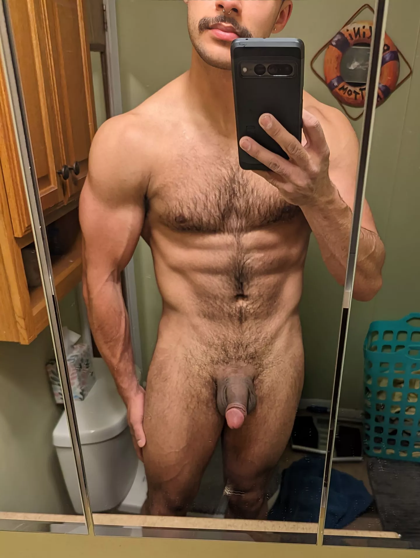 Can you help it up? 🤤