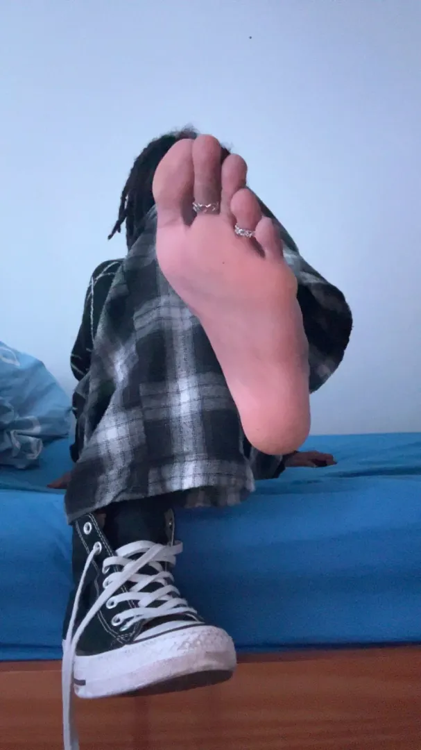can you help me take the other shoe off?