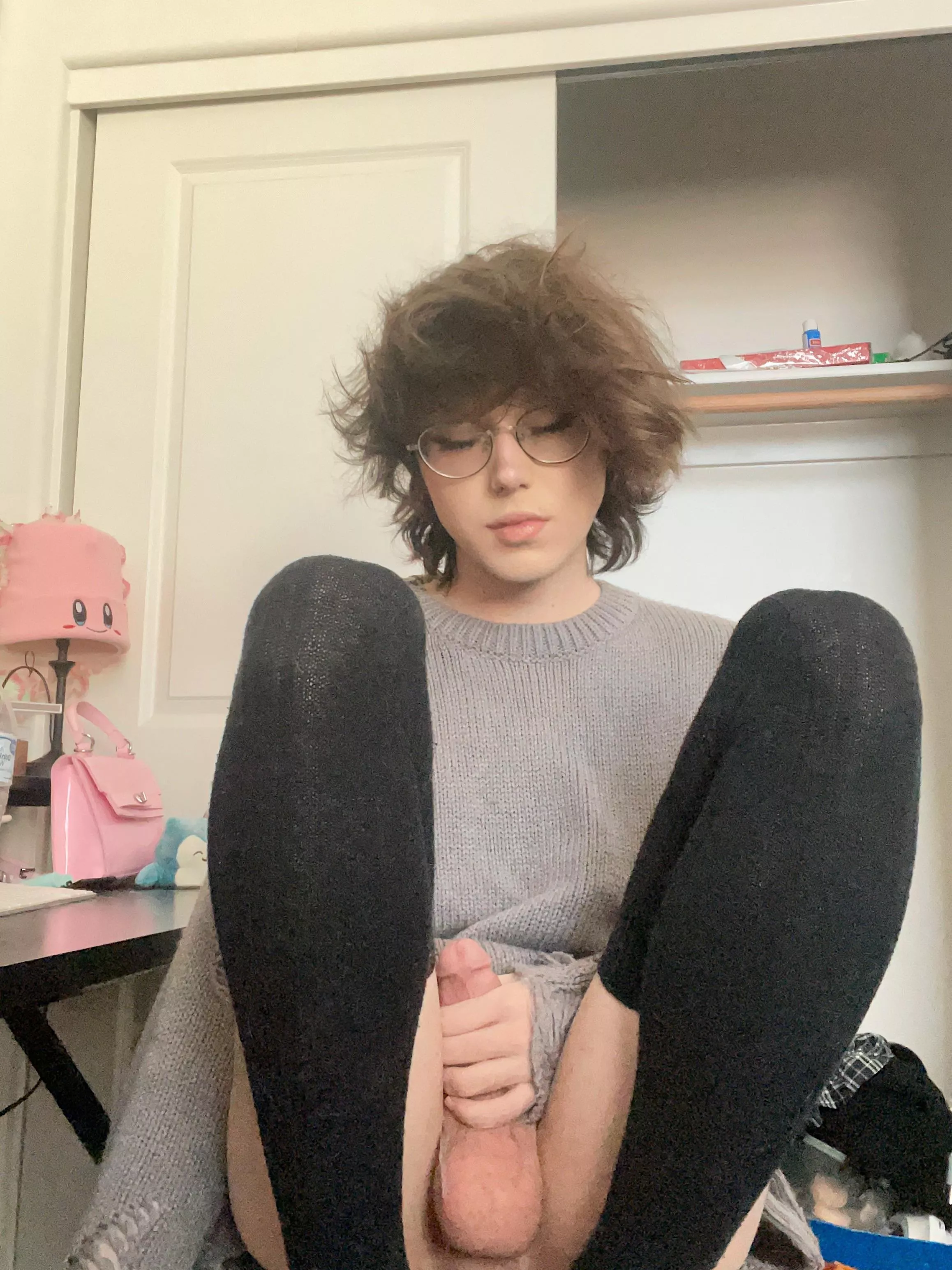 can you hold my legs up for me 🥺💕