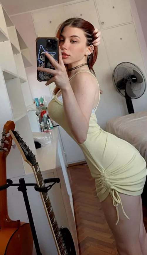can you rate my dress? be nice please